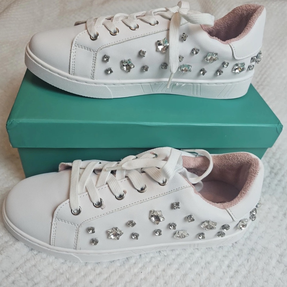 NIB Lauren Lorraine Pam- White Embellished Rhinestone Sneaker 5